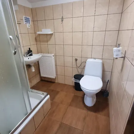 W Dolinie * ג'יאלדובו