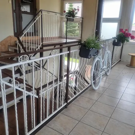 W Dolinie בית הארחה